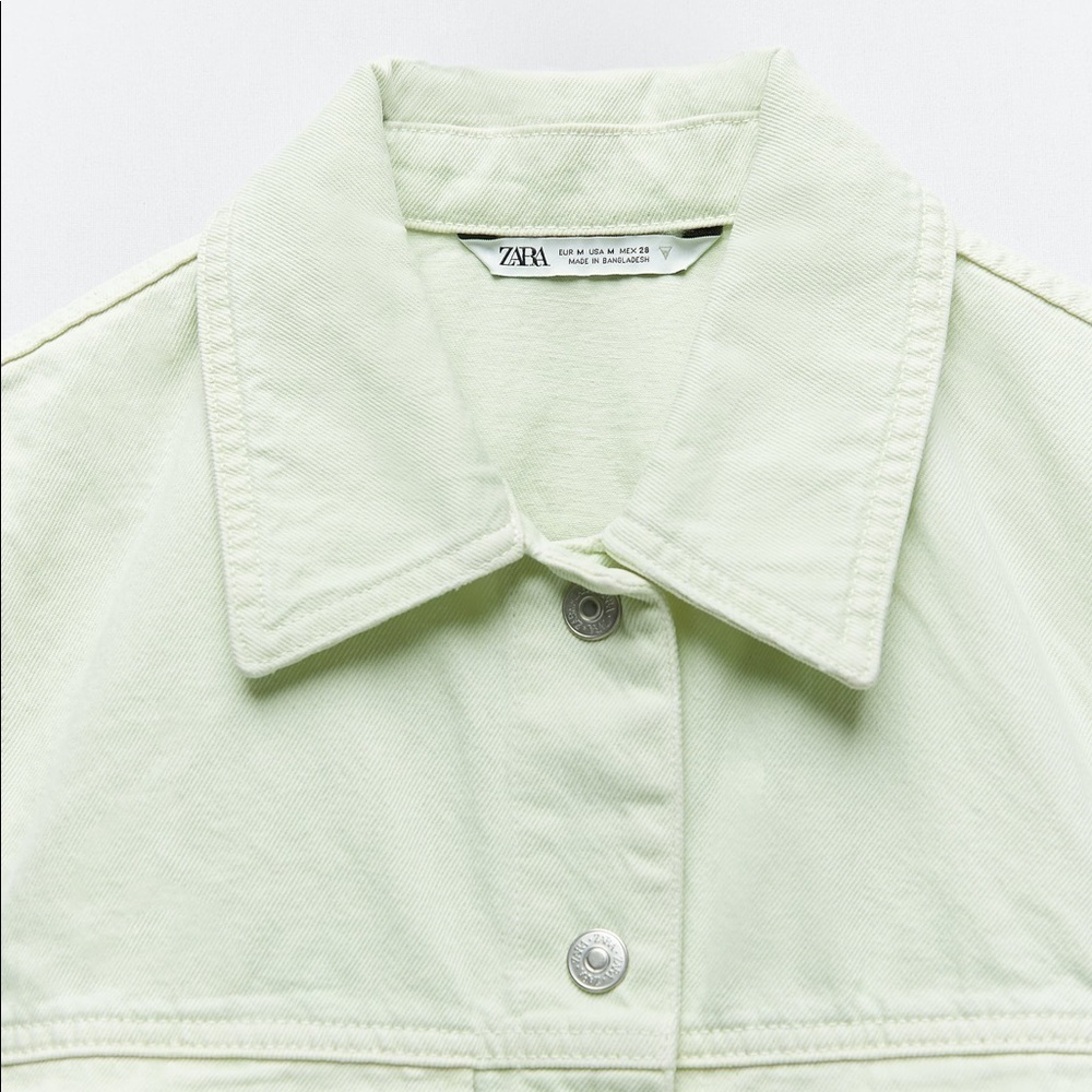 NWT. Zara Apple Green Denim Cropped Vest. Size XS. - Picture 4 of 9